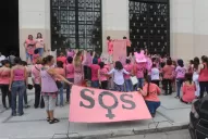 El arte reclamó contra la violencia frente a Tribunales