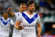 Con dos goles de Pavone, Vélez le ganó a Estudiantes en la vuelta del fútbol grande