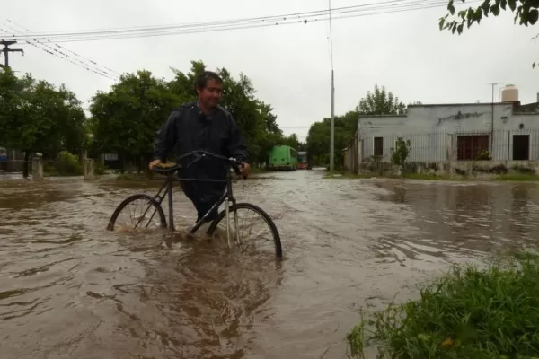 Inundaciones en el sur: afirman que fue mal construido un canal