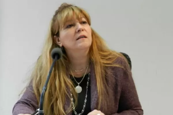 Apuñaló para robar y le dieron arresto domiciliario: es solo un niño de 16 años