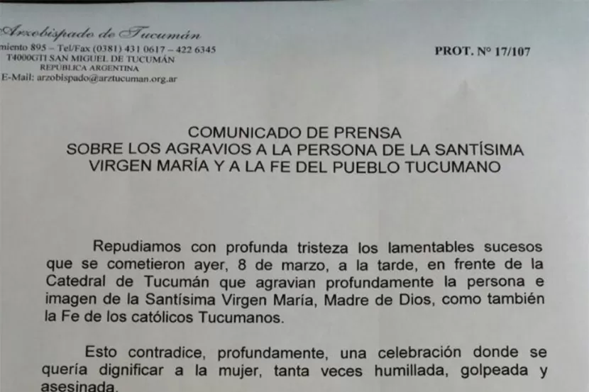 La Iglesia repudió que se haya parodiado a la Virgen en la marcha de mujeres