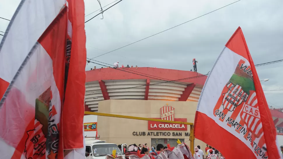 EXPECTATIVA. Se espera que La Ciudadela explote mañana con el regreso del Santo a la competencia. ARCHIVO LA GACETA 