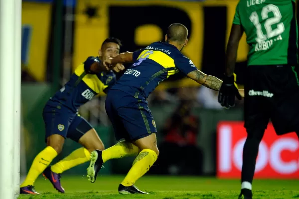 Boca se impuso ante Banfield 2-0 y lo alejó de la cima