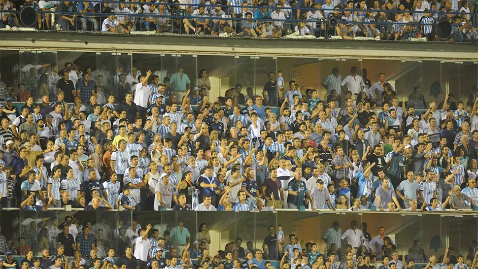 SUEÑO COPERO. El Decano viene haciendo historia en la Copa Libertadores. ARCHIVO LA GACETA / FOTO DE INÉS QUINTEROS ORIO