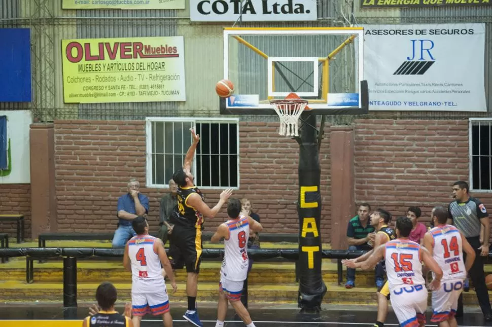 A ESTIRAR LA RACHA. Talleres puede alcanzar esta noche los 20 juegos invictos. la gaceta / foto de adrián lugones