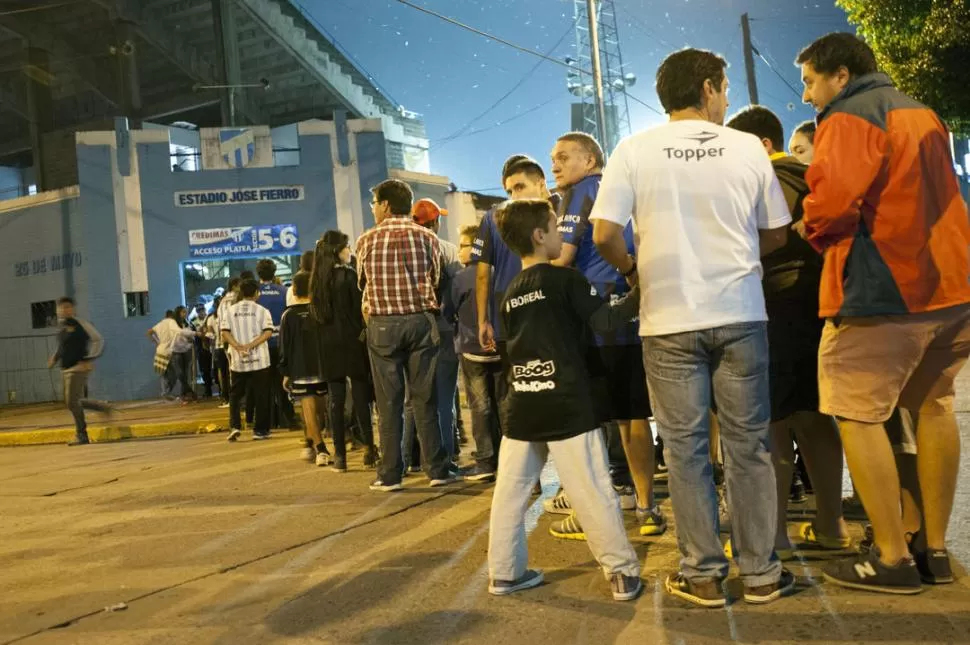 SEGUNDA PIEL. Las remeras hablan; con los colores, pero también con arengas. la gaceta /fotos de diego aráoz