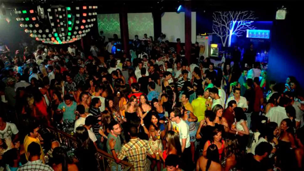 ATAQUE. La víctima se fue a su casa, donde se desvaleció por las quemaduras. FOTO TOMADA DE NUEVODIARIOWEB.COM