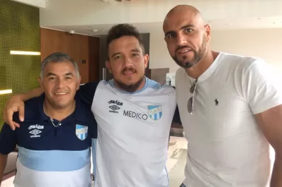 Deivis Barone visitó al plantel de Atlético para recordar viejos tiempos