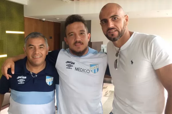 Deivis Barone visitó al plantel de Atlético para recordar viejos tiempos