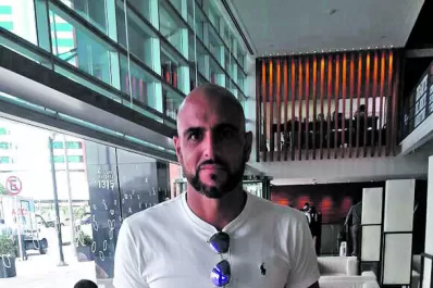 Barone, ex líder del “Decano”, viajó a Montevideo para reencontrarse con viejos amigos