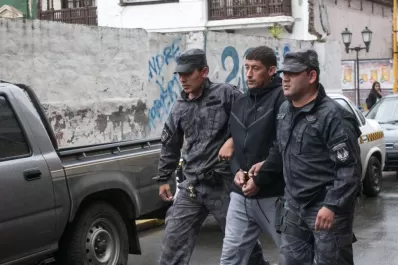 Horas antes de su liberación, se confirmó que “Pico” Peralta trabajó en el Concejo de la capital