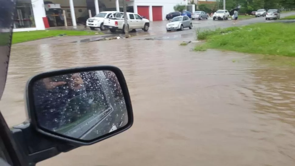 TAPADA.  La avenida Solano Vera.