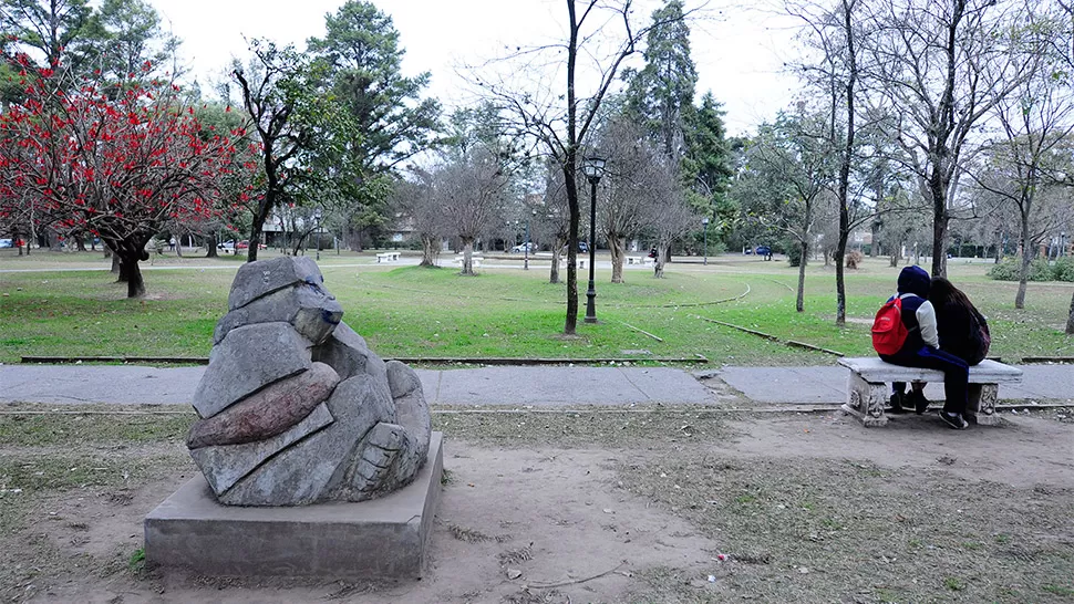 MAÑANAS FRESCAS. Si sos de arrancar temprano tendrás que cargar algún abrigo. ARCHIVO LA GACETA / FOTO DE ANALÍA JARAMILLO