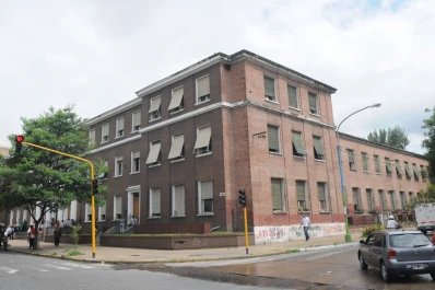 Piden la detención del policía acusado de balear a una mujer