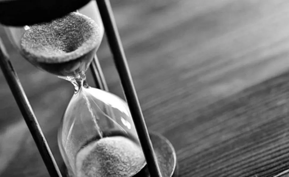 DESAFÍO. Juri asume el dilema de definir el tiempo transitando paisajes y razonando la continuidad y lo discontinuo.  