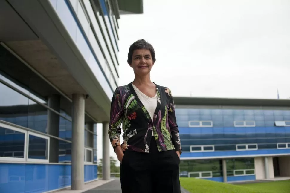 LA CLAVE DEL DESARROLLO. Estenssoro afirma que la educación es fundamental y que el fortalecimiento la infraestructura social debe ser la prioridad. la gaceta / foto de inés quinteros orio