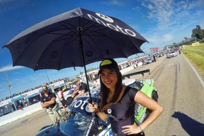 Olaz puso garra y fue 4° en una intensa carrera del Series