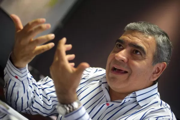 Alfaro chicaneó a Alperovich de cara a las elecciones: me gustaría que sea el candidato rival