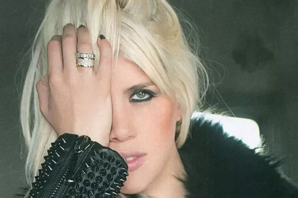 Video: conocé a la doble de Wanda Nara que revolucionó las redes sociales