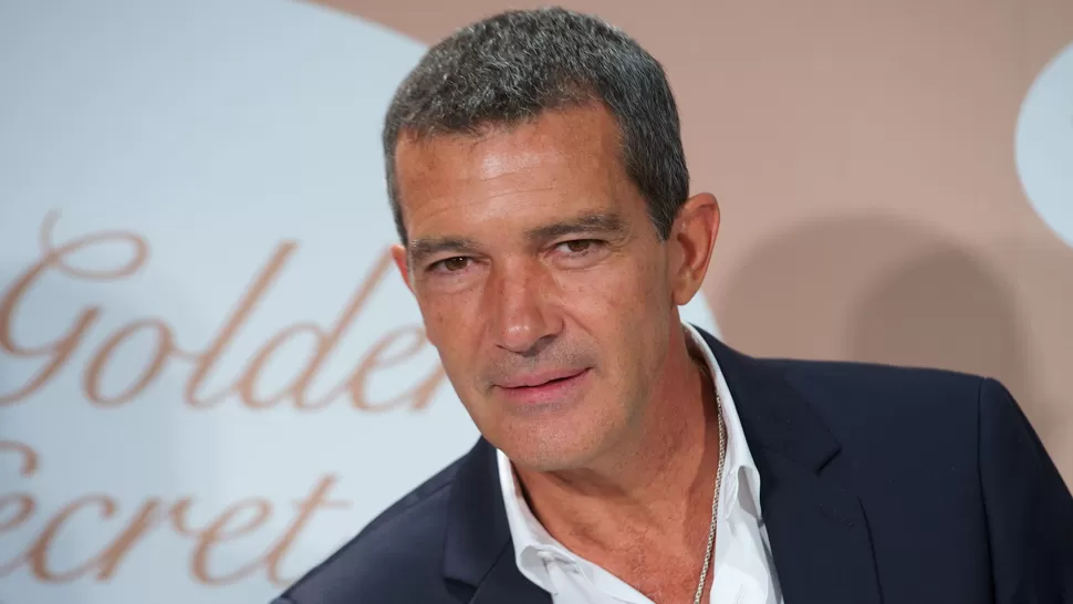 ANTONIO BANDERAS. Es la segunda vez que lo internan por el mismo motivo. FOTO TOMADA DE HOY.COM