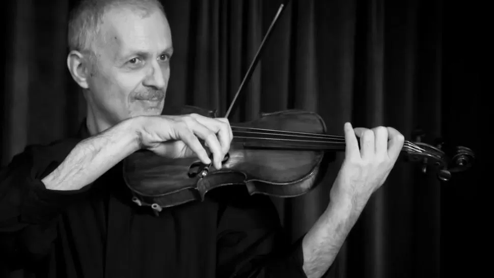 EL SOLISTA. Miguel Buchhalter acredita maestros de prestigio y una notable carrera como solista. ENTE CULTURAL DE TUCUMÁN