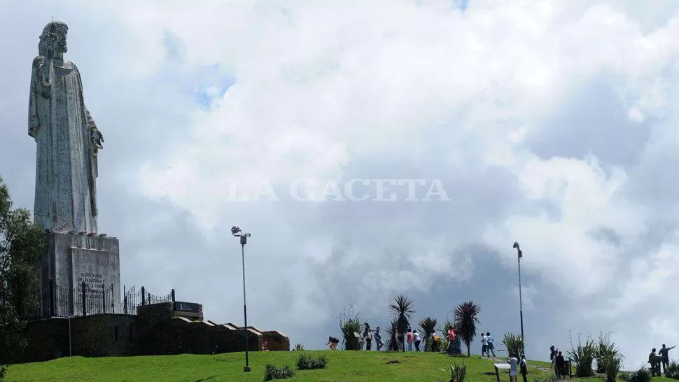 DÍA GRIS Y HÚMEDO EN TUCUMÁN. LA GACETA/ ARCHIVO.