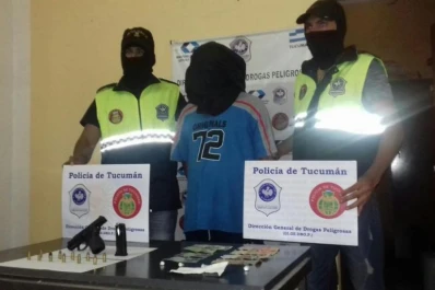 Un taxista tenía cocaína y una pistola lista para disparar en el parque 9 de Julio