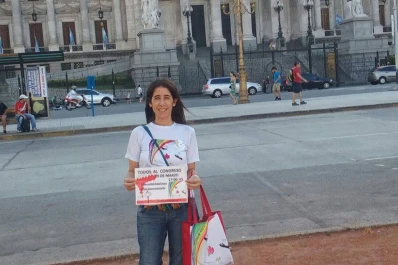 En el primer cumpleaños sin su hijo, una madre se moviliza para concientizar sobre la donación de médula