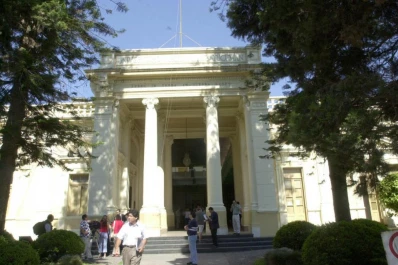 La UNT intensifica el ajuste en las boletas de los empleados