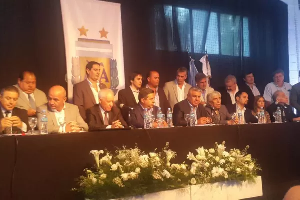 Chiqui Tapia es el nuevo presidente de la AFA