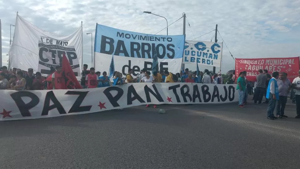 La CTA y Barrios de Pie cortó el puente Lucas Córdoba