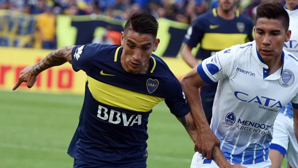 UN POCO CARO. Los Xeneizes deberán desembolsar una cuantiosa suma de dinero sí pretenden retener al delantero surgido de las inferiores de Racing. ARCHIVO