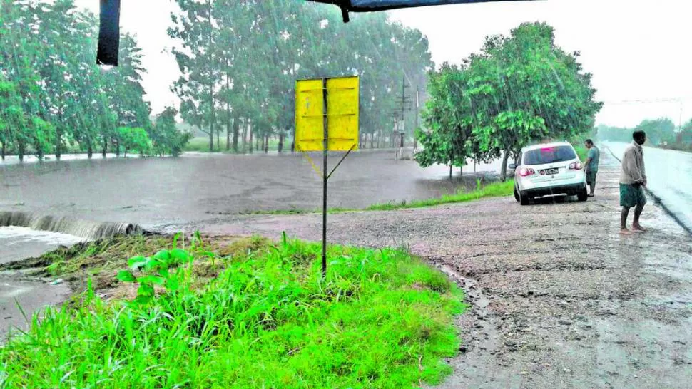 INUNDACIONES EN EL SUR. LA GACETA/ ARCHIVO.