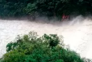 La crecida del río Marapa inunda Graneros y avanza hacia La Madrid