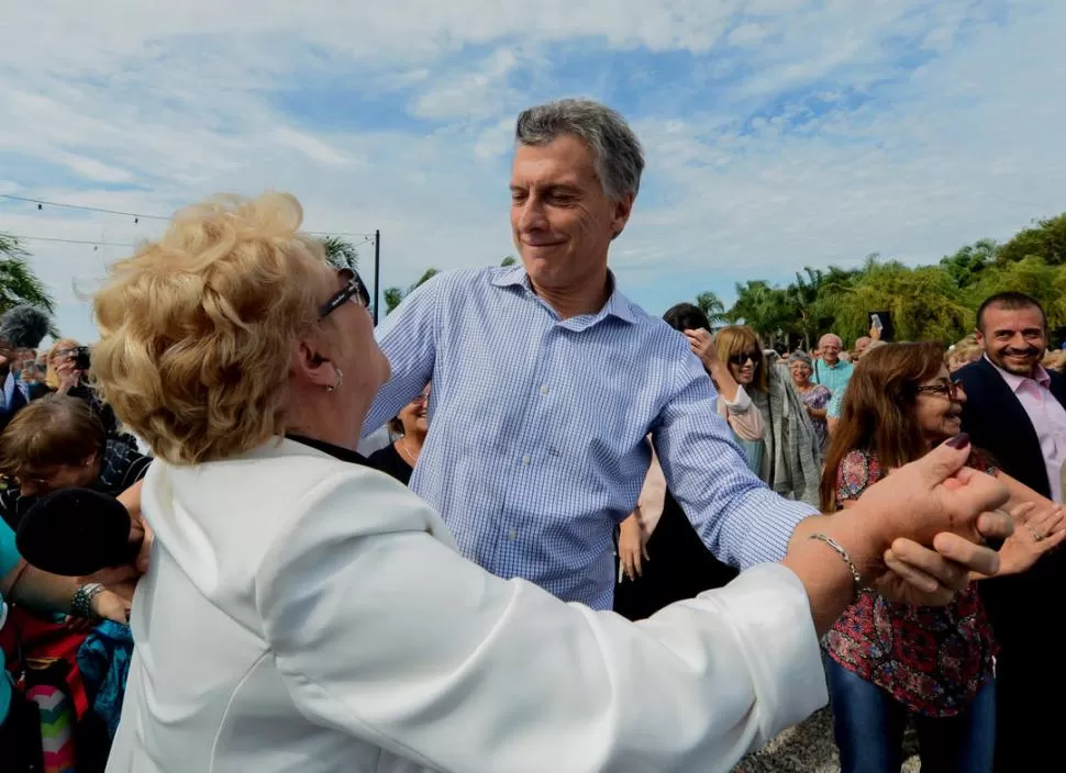 BENEFICIOS PARA LOS PASIVOS. Macri anunció ayer una ampliación en los créditos del programa Argenta. dyn