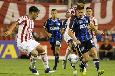 Unión goleó a Talleres en el cierre de la fecha