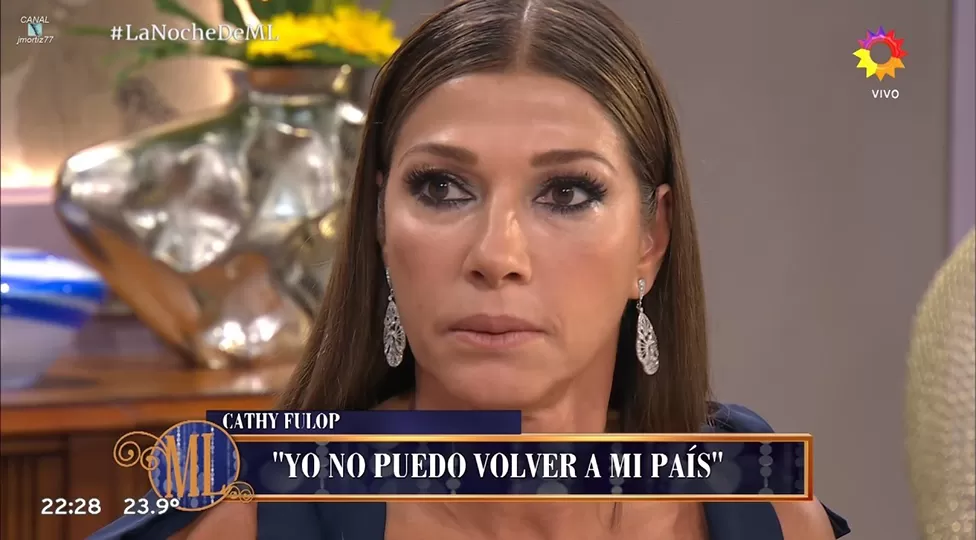 Catherine Fulop en Mirtha Legrand. FOTO TOMADA DE YOUTUBE.