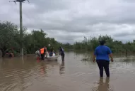 El avance de las aguas sorprendió durante la noche a los pobladores de Arroyo Atahona