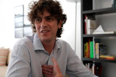 Lousteau dejó la Embajada de EEUU y buscará una banca