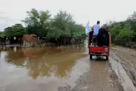 Se mudaron de Sud de Lazarte a La Madrid, hartos de las crecidas