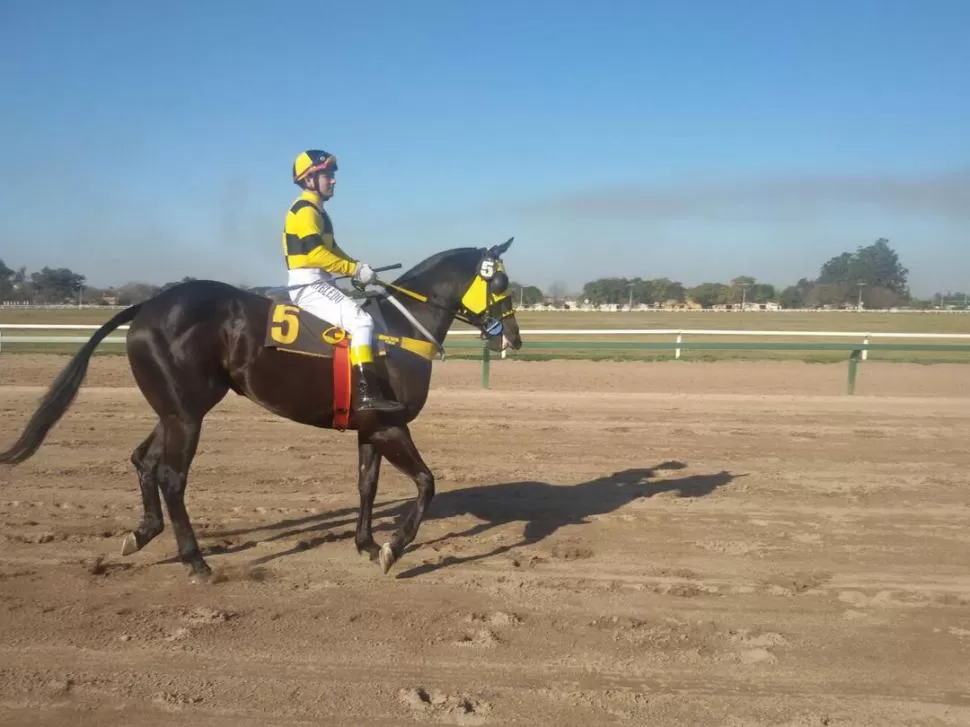VA POR MÁS. ER Rebeca competirá en el clásico cuadrero de 320 metros. archivo