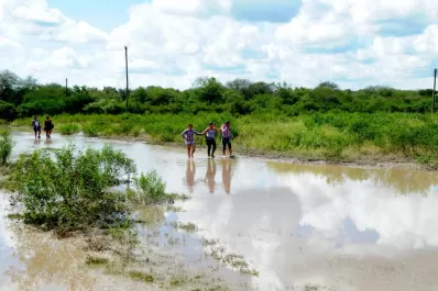 Temen que el pueblo quede tapado por el dique Frontal