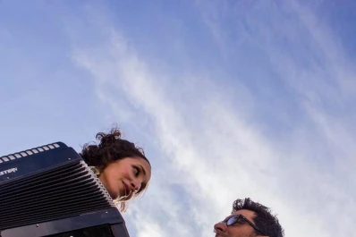 DendeVeras fusiona folclore y candombe