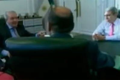 Un video y las dudas opositoras