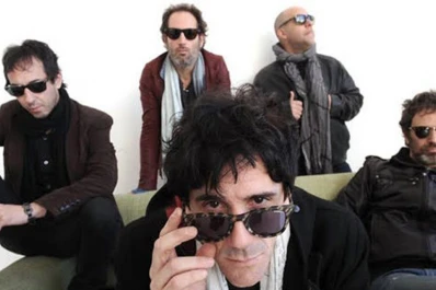 Guasones mete tragos de country y canción rockera en su receta