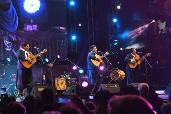 Debutó Hugo Reynoso, la nueva incorporación de Los Manseros Santiagueños