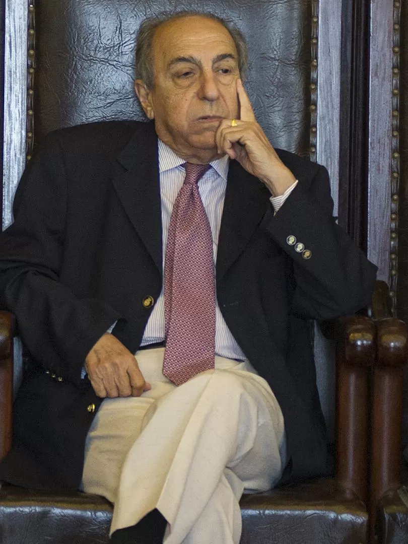 EL PRESIDENTE. Antonio Gandur.  