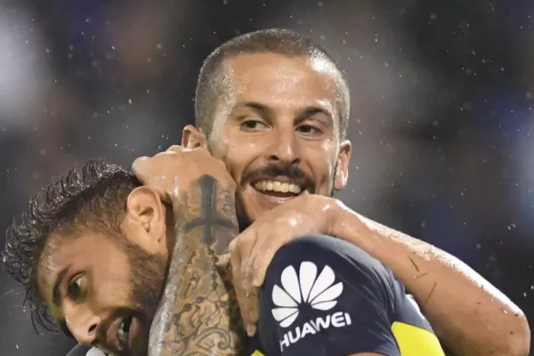 Boca despachó a Vélez y sigue su camino al título