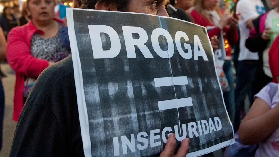 EN LA LUCHA. Las madres del pañuelo negro reclaman la intervención del Estado para poder salvar a sus hijos de las adicciones. ARCHIVO LA GACETA / FOTO DE INÉS QUINTEROS ORIO