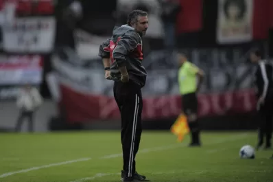 Cagna dijo que averiguará si se produjeron hechos extrafutbolísticos en Buenos Aires